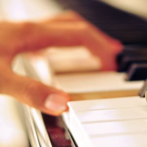 亂伦AV综合一区
